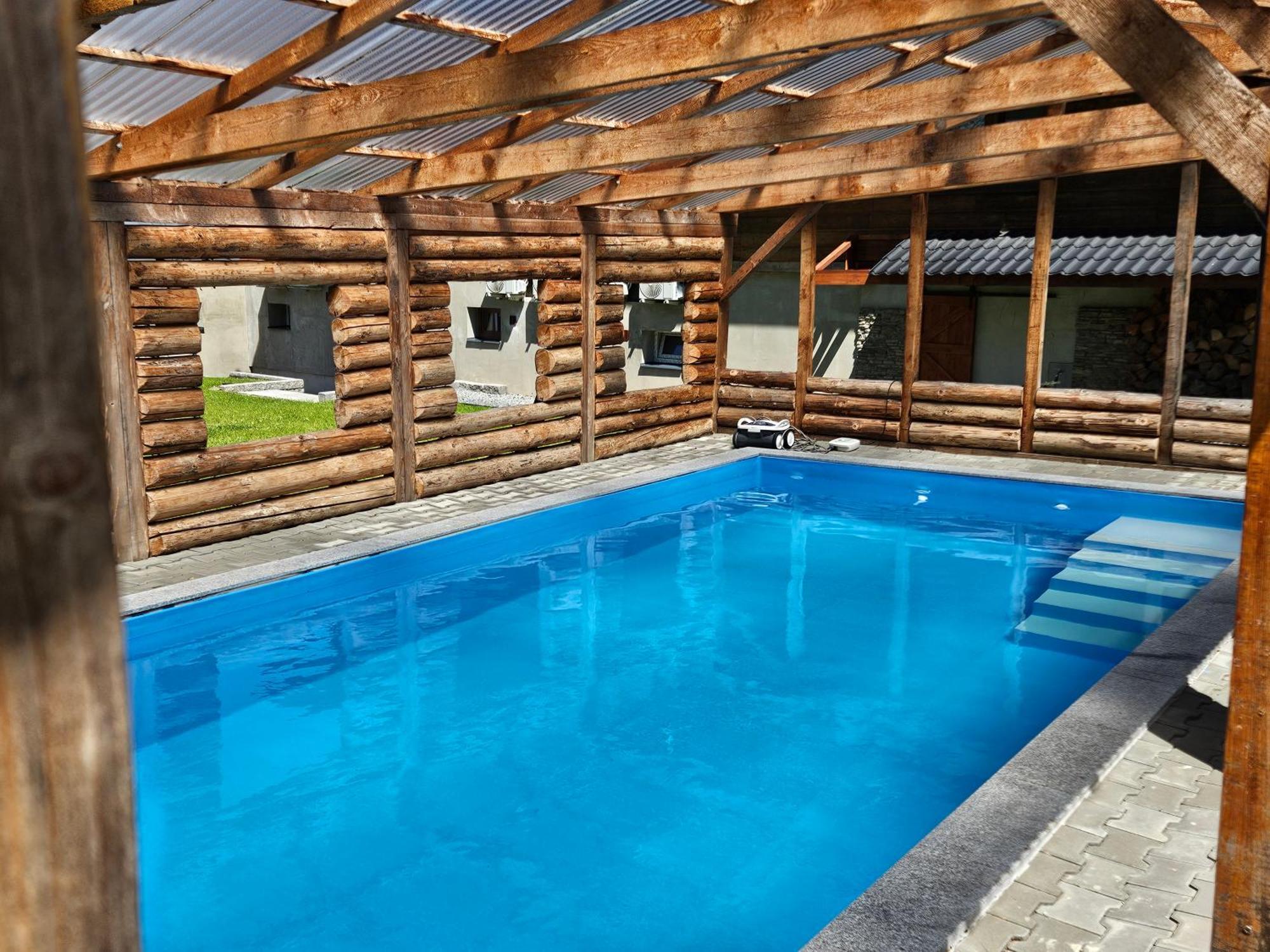 Wellness Pension Koliba Komorní Lhotka Екстериор снимка